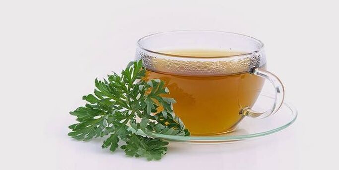 decoction of wormwood from worms